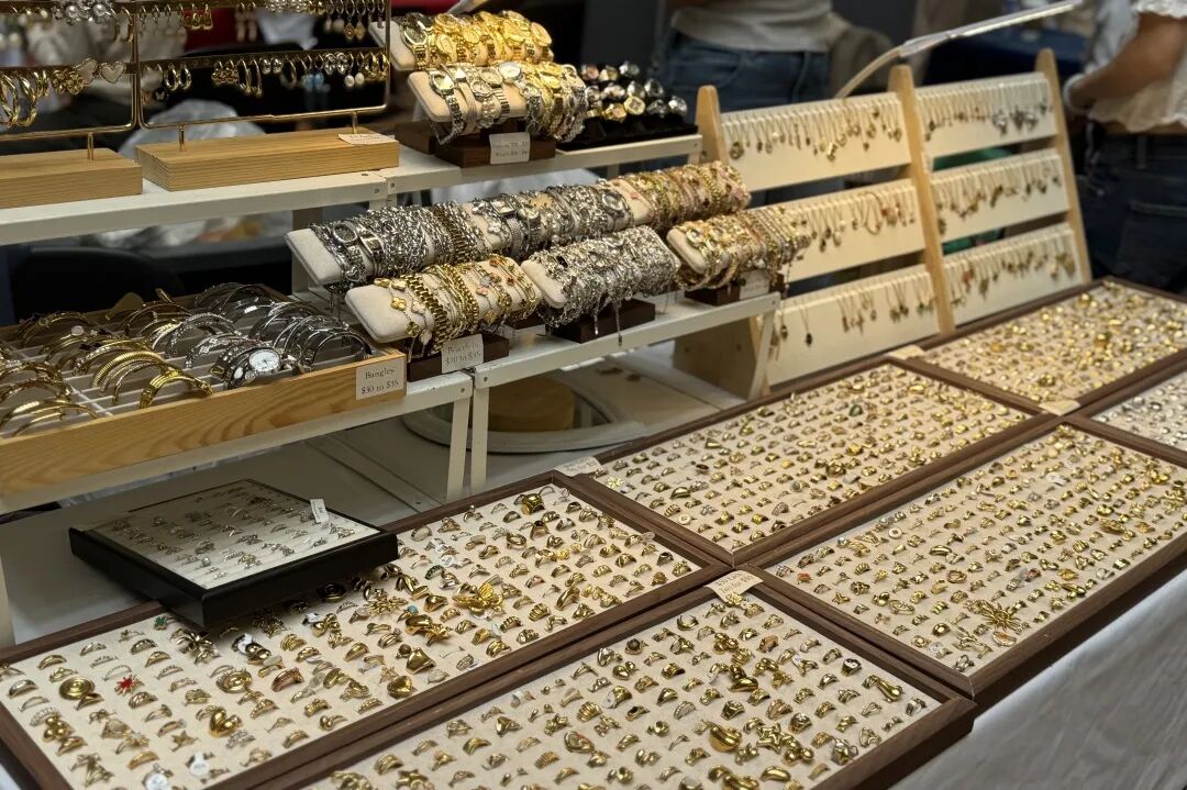 特色摊位：漫步古市，发现好物 · 原文配图